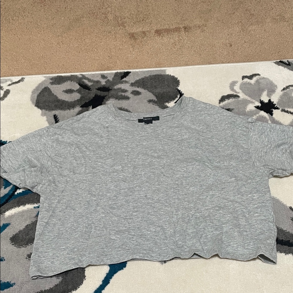 Grey Cropped boxy Crew Neck Tee